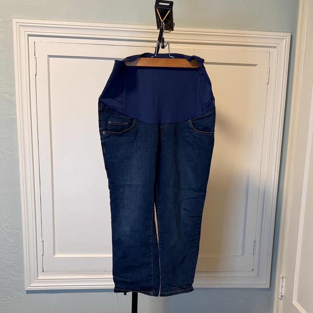 Indigo Denim Maternity Crop Jeans